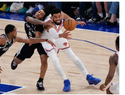 Knicks remontan 29 puntos y quedan a un triunfo del título