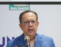 CDP reconoce a Valdez Albizu por fortalecer formación de periodistas y comunicadores
