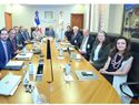 Valdez Albizu recibe delegación Oficina de Asistencia Técnica Departamento del Tesoro de EE. UU