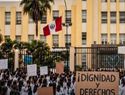 Médicos de Perú protestan por nueva titulación de especialistas
