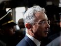 Uribe cumplirá su condena en una finca con lago y caballos de paso fino