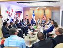 Presidente Senado aborda crisis haitiana con canciller keniano