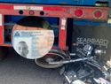 Muere motociclista haitiano al chocar contra una patana estacionada en Puerto Plata