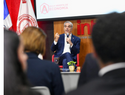Abinader atribuye altos combustibles a crisis internacional