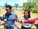David Collado supervisa trabajos en playa El Faro
