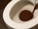 Café usado ayuda a reducir olores