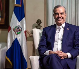 Abinader llama a la unidad, el amor y solidaridad en Navidad y Año Nuevo