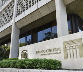 BCRD mantiene su tasa de política monetaria en 5.25 % anual
