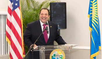 Alcalde de North Miami Beach podría ser condenado por dar información engañosa 