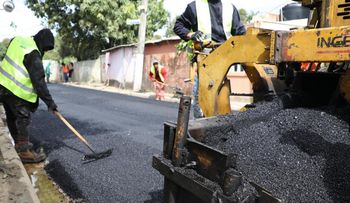 Gobierno destina RD$1,600 millones para reconstrucción de calles, aceras y contenes en San Isidro y San Luis
