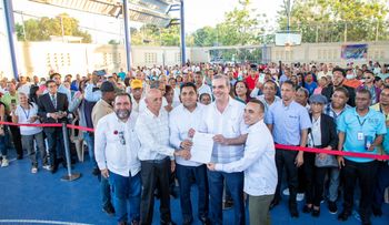 Gobierno reafirma apoyo a juntas de vecinos; entrega aporte de más de RD 35 millones al Ayuntamiento de La Vega