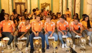 Presidente Luis Abinader recibe a Cibao FC campeones de LDF 2022