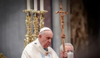 El papa lamenta que "nuestro tiempo está viviendo una carestía de paz"