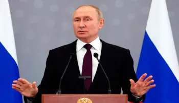 Putin podría ser apresado por crímenes de guerra, tras orden de arresto en su contra
