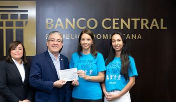 Voluntariado Bancentraliano dona RD$400,000 pesos como aporte al Gran Teletón de UNICEF ?Juntos por la niñez?