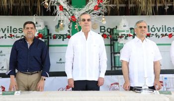 Presidente Abinader encabeza inicio de las Grandes Ferias "Navidad del Cambio con el Inespre"