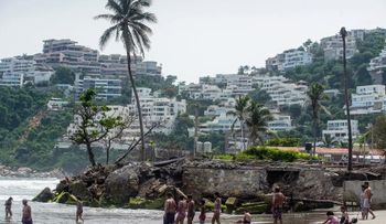 Hoteleros sur de México apuestan a la recuperación del turismo tras huracanes