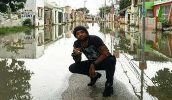 Emisoras habrían dejado de tocar el tema â??El Hombre Grisâ? de Vakero 
