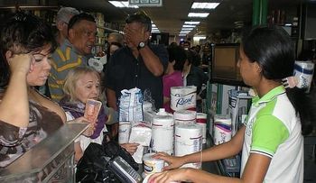 Venezuela lanza una operación especial para importar alimentos