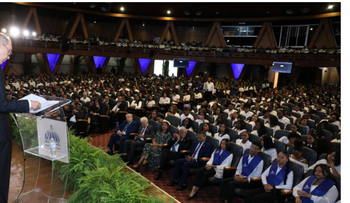 RD gradúa 20,000 jóvenes de Inglés de Inmersión 2025