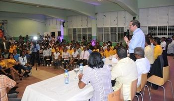 Francisco Javier propone ampliar reforma curricular para mejorar calidad educativa 