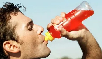 Qué son las bebidas con electrolitos 