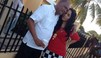 Policía investiga muerte de una joven de 20 años; su pareja alega que ella se suicidó