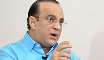 PRSC pide aumento general de salarios