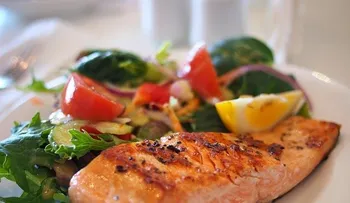  10 hábitos alimenticios ayudan a cuidar tu cerebro 