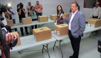 Entregan en Barahona más del 50% de las valijas a utilizar el domingo en elecciones