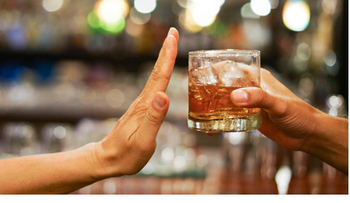 Recomiendan a mayores de 65 evitar el alcohol