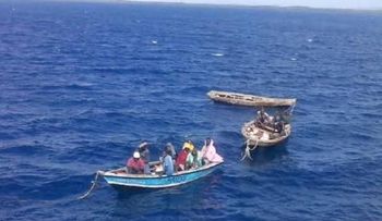 Apresan 16 haitianos por pesca ilegal en Manzanillo