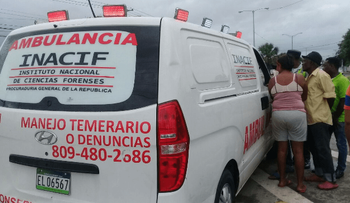 Una mujer que aprendía a manejar pierde el control y mata niño de seis años 