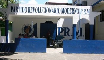 PRD y PRM comienzan a enfrentarse; acusaciones mutua de incidente por local de Bonao donde hubo disparo