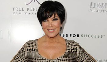 Mamá de Kim Kardashian posará desnuda para Playboy