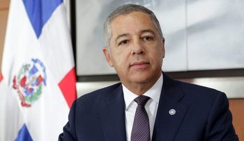 Gobierno dice recuperará US$2,150 millones con venta acciones de Punta Catalina