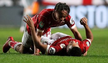 Impacto en la Copa de la Liga de Inglaterra: el humilde Bristol eliminó al Manchester United y se desató la locura