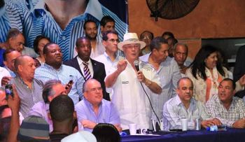Hipólito anuncia apertura de inscripciones  en el PRM