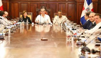 Presidente Abinader instruye a Ministros y Dirtectores a intensificar inversión de capital en rubros sector construcción para estimular crecimiento económico 2023