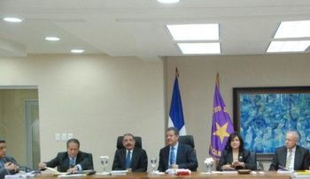 Sacan fotocopias a boletas PLD en San Francisco de Macorís para poder votar