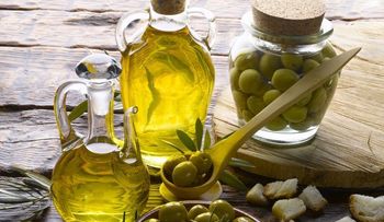 10 beneficios de consumir aceite de oliva.