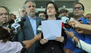 Candidatos a senadores retiran delegados de Junta del Distrito