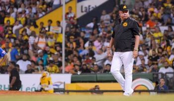 Félix Fermín seguirá como dirigente de las Aguilas 