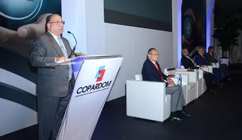 El ministro de Trabajo apoya un incremento general de salarios