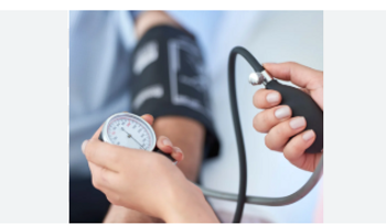 RD registra aumento inusual de presión arterial elevada; médicos alertan por "ola silenciosa"