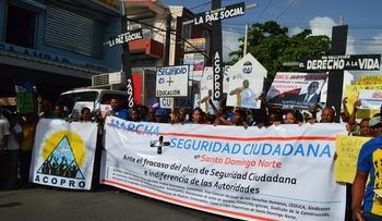Realizan gran marcha â??Por Más Seguridad Ciudadanaâ?