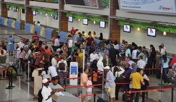 Dominicanos podrán traer US$3 mil en regalos por â??Gracia Navideñaâ?