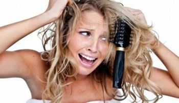 4 conductas que pueden arruinar la salud del cabello