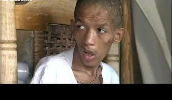 Solicitan ayuda para joven que sufre de epilepsia
