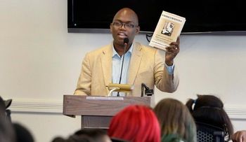 Un dominicano es un ejemplo  en Estados Unidos